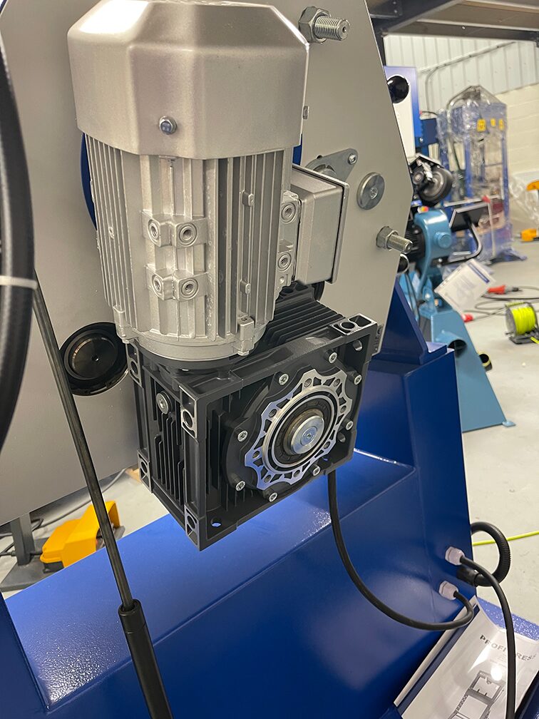 RHTC PB 50 3H Profile Ring Roller Bender Gear Box View