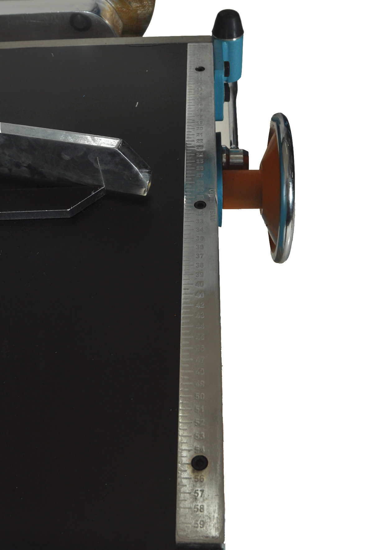 Scantool TSX 1060 is a heavy-duty industrial hand lever shear.