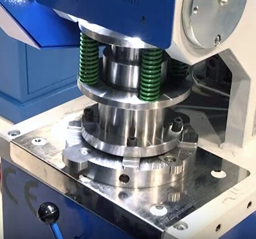 Radius Tool in Profi Punch 10 RHTC press