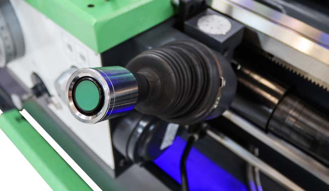 Fast Advance Handle Feature for the LT 460/1500 Precision Metal Lathe with 460 mm Swing and 1500 mm Centres