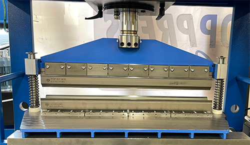 805mm press brake attachment with full-length straight punch and V-die mounted in a hydraulic workshop press