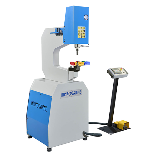 twpco-digital-hydraulic-inserting-clinching-machine Digital hydraulic inserting and clinching machine with touchscreen control and foot pedal